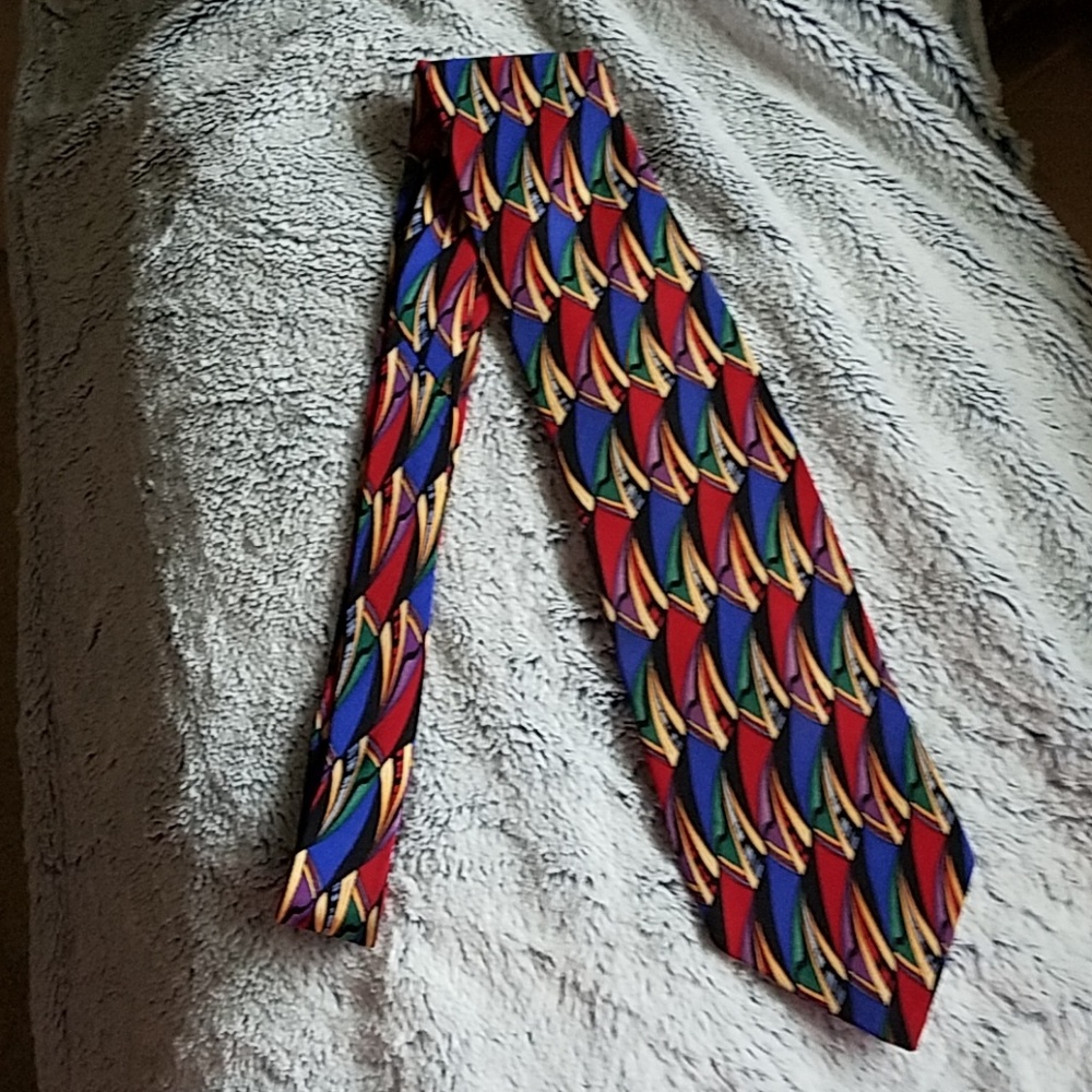 New without tag men's tie